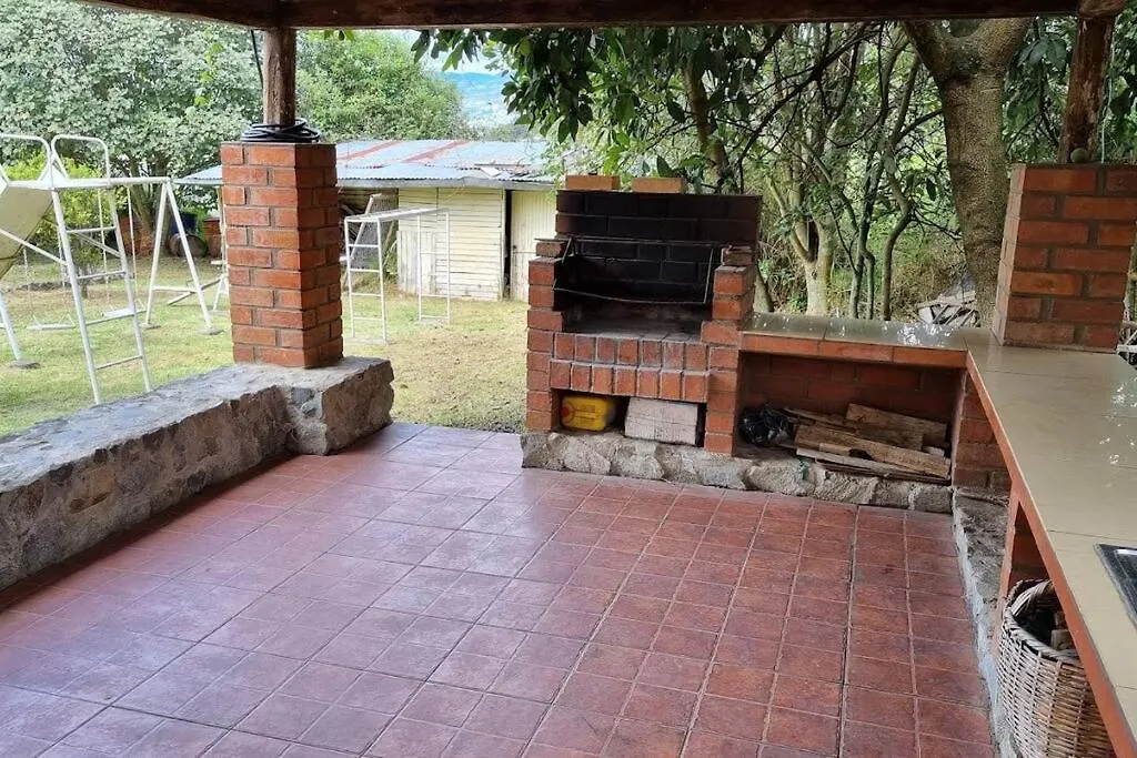 Quinta De Lujo En Challuabamba, Cuenca Villa