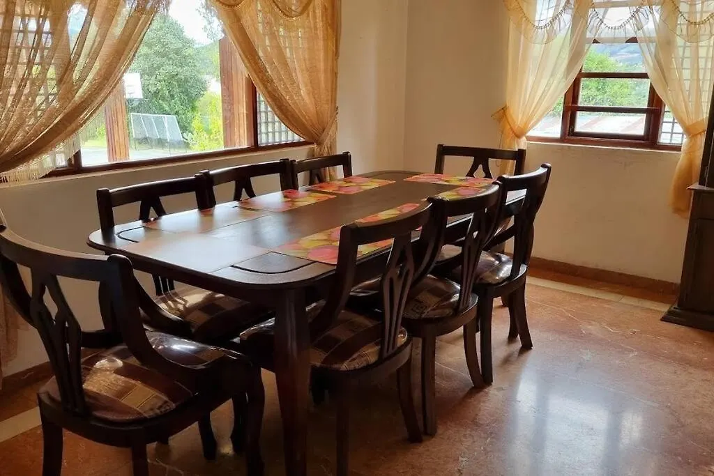 Quinta De Lujo En Challuabamba, Cuenca Villa 0*,